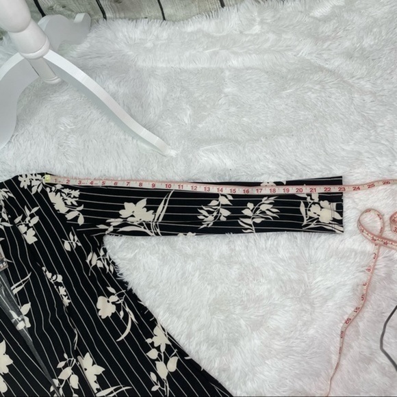 MILAN KISS Black White Floral Jacket Medium - Picture 14 of 16